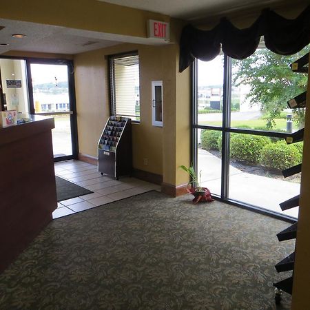 Budgetel Inn & Suites Macon Exteriér fotografie