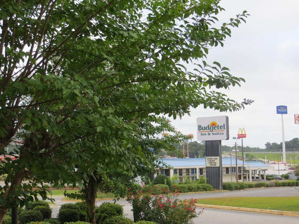 Budgetel Inn & Suites Macon Exteriér fotografie