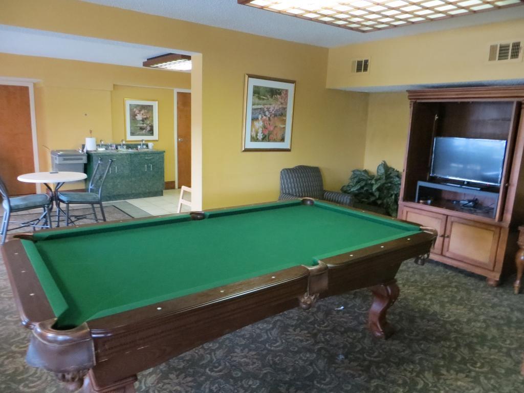 Budgetel Inn & Suites Macon Exteriér fotografie