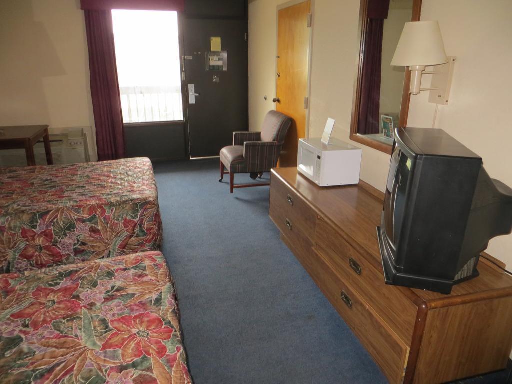 Budgetel Inn & Suites Macon Exteriér fotografie